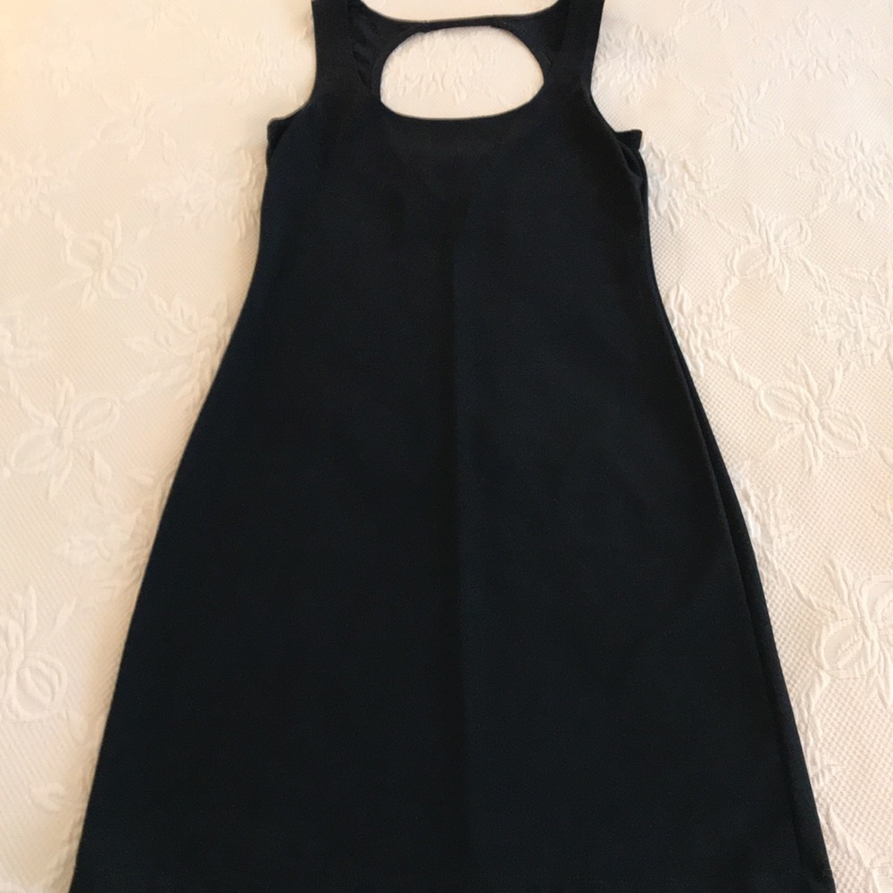 Like new! LBD with scoop neck and open circle back